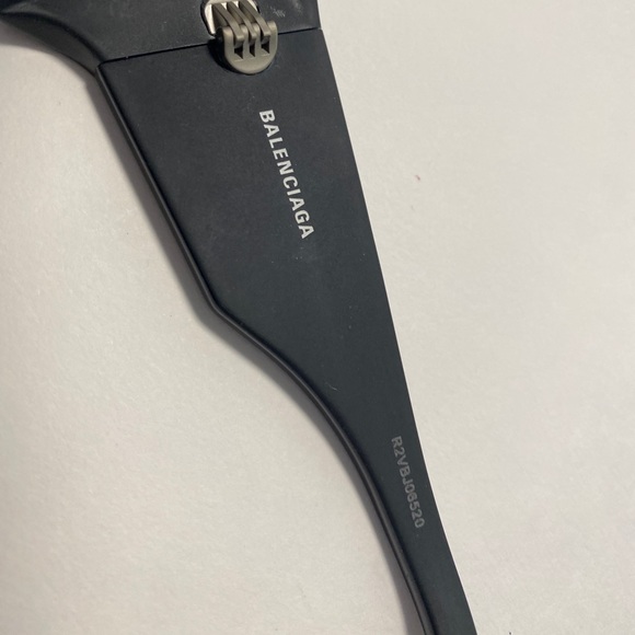 Balenciaga Square frame acetate sunglasses - Picture 9 of 13